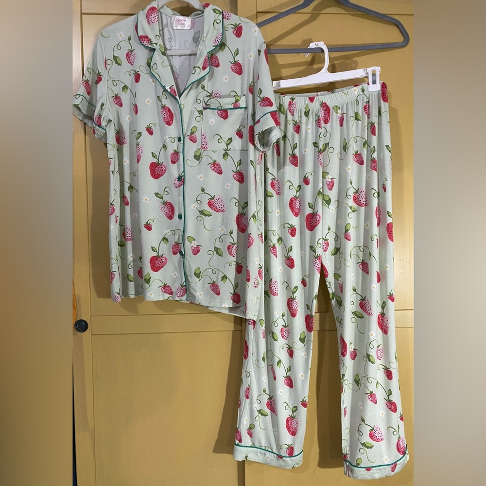 In My Sundays Pajama Set with Strawberry Print
